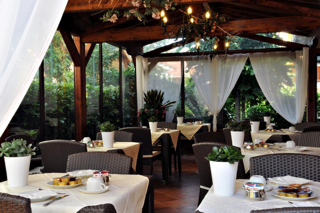 Hotel Ferro Di Cavallo Pavullo nel Frignano Szoba fotó